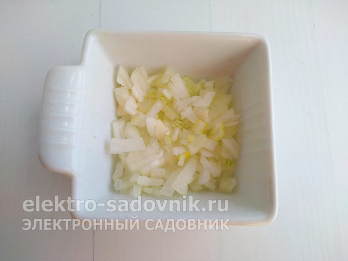 лук оставить мариноваться