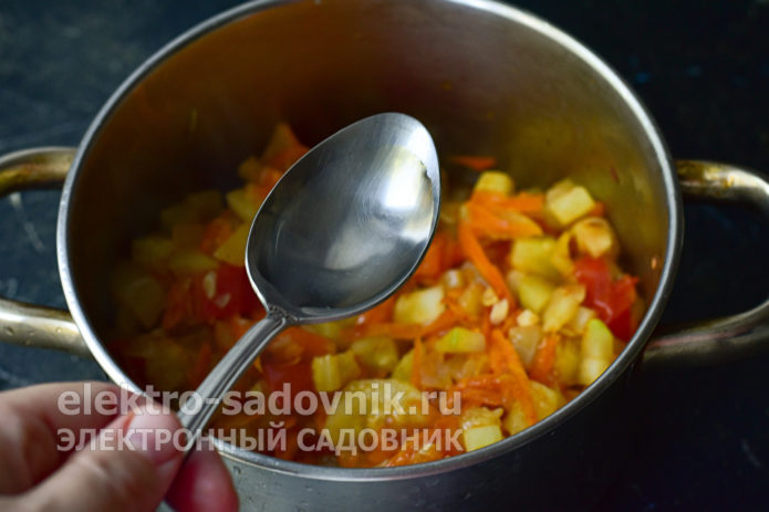 добавить уксус